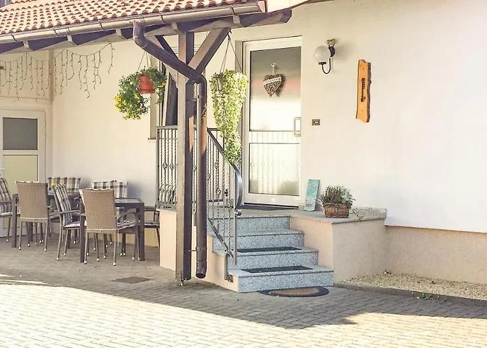 Pension-rappteller Konukevi